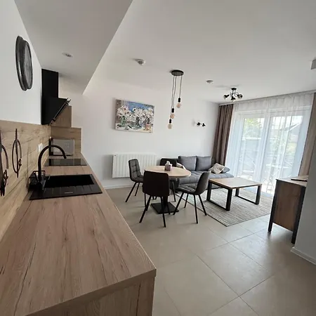 V Podhori Tatier Apartman Veľký Slavkov
