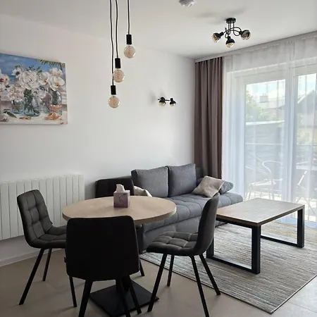 V Podhori Tatier * Veľký Slavkov